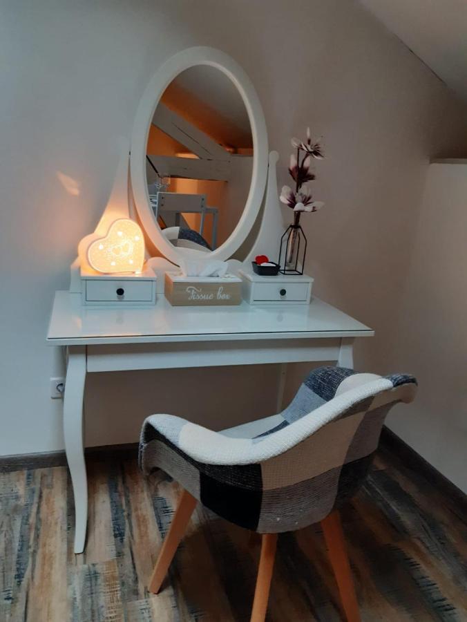 Jacuzzi, Arcade Et Repas Compris Bed & Breakfast Soulosse-sous-Saint-Elophe Exterior photo